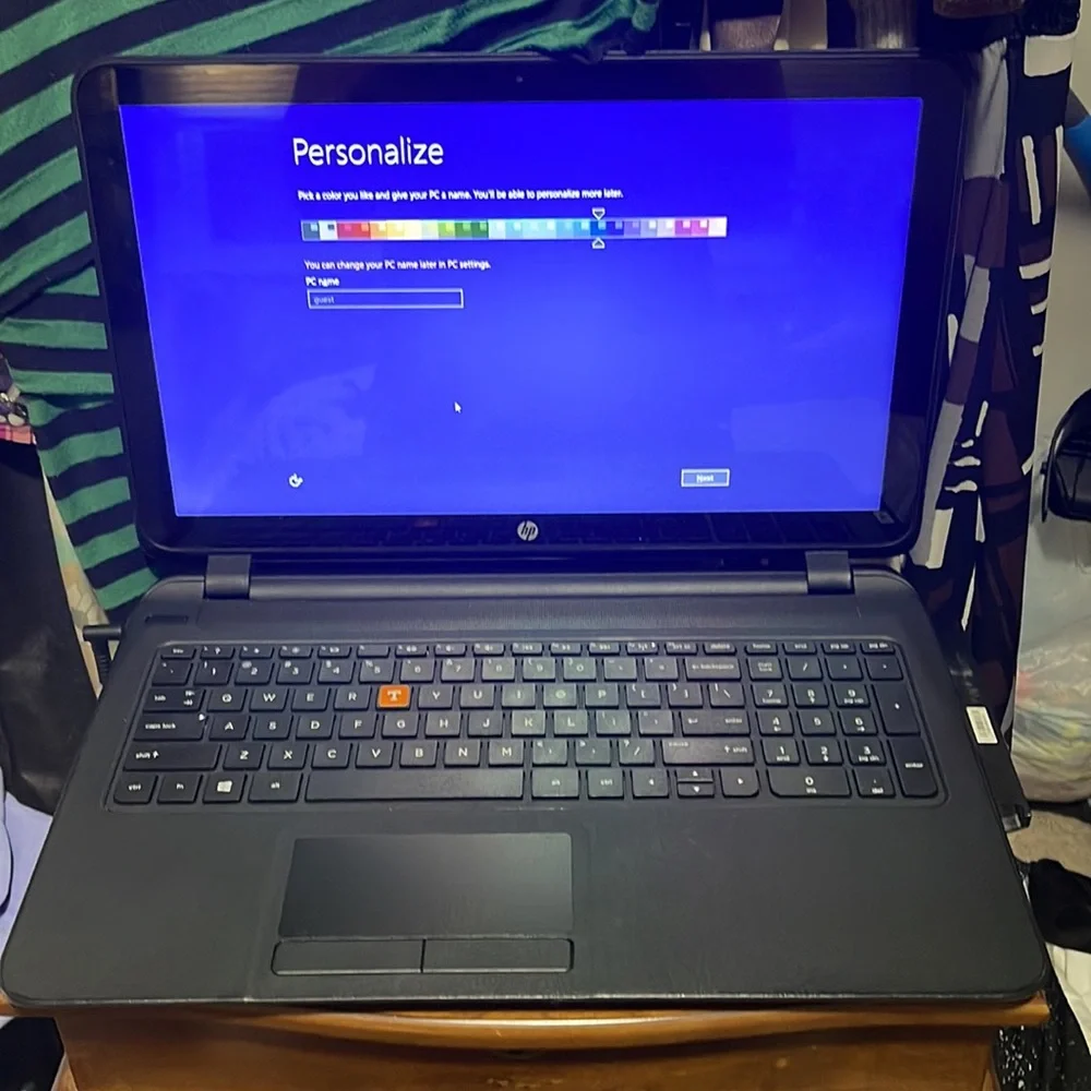 HP 15-F010 wm Notebook PC